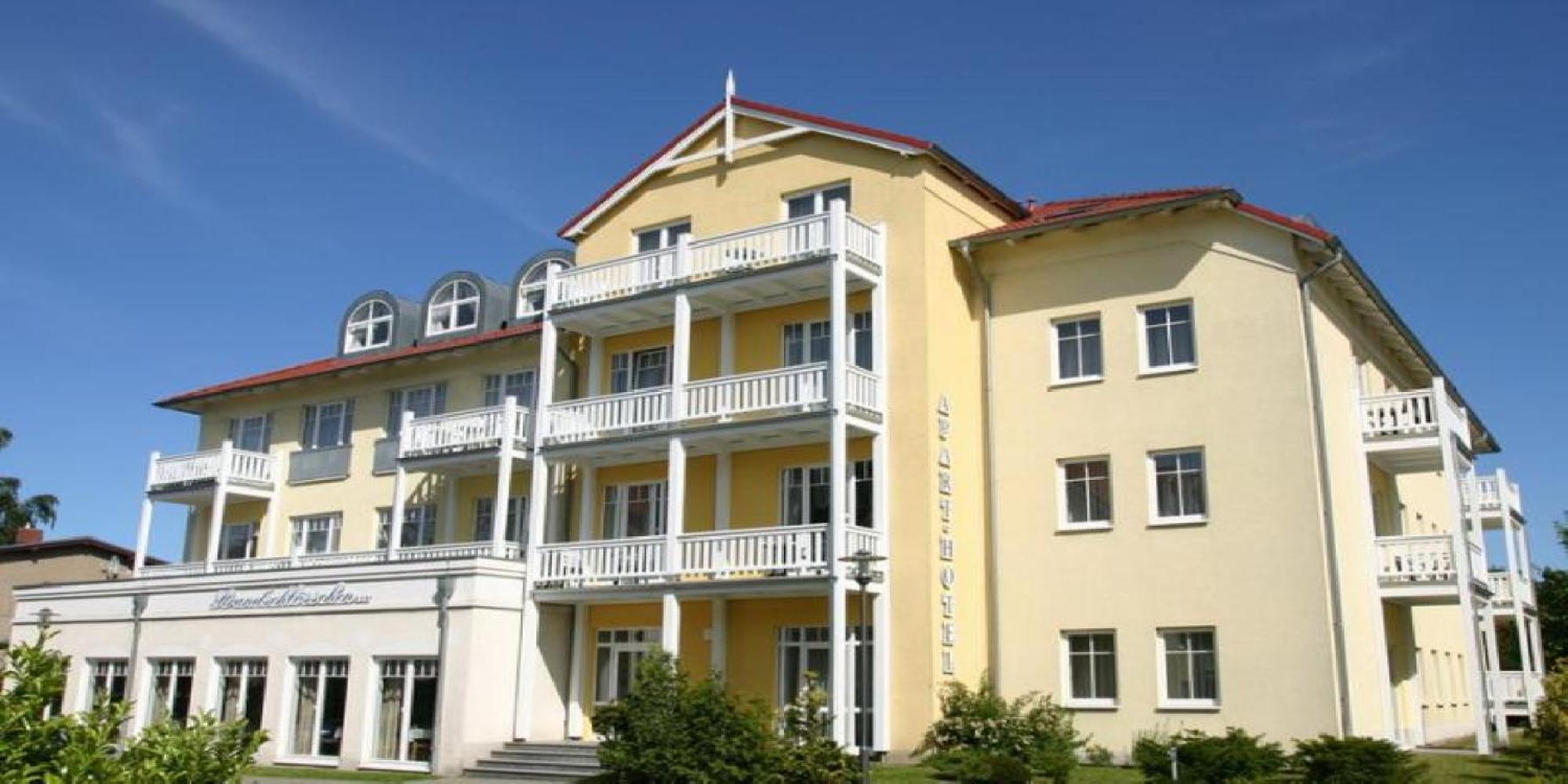 Strandschloesschen Kuehlungsborn Exterior photo